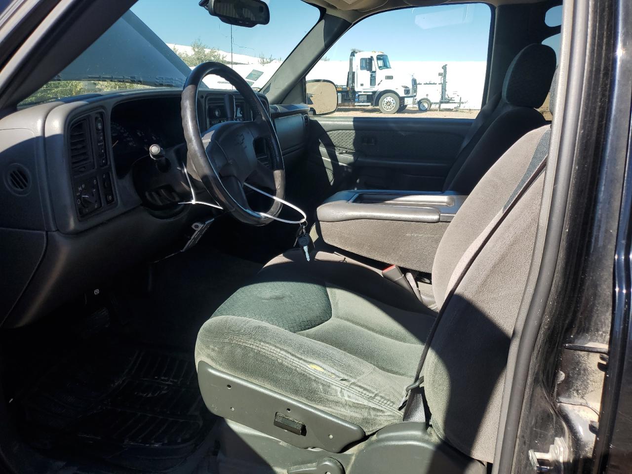 2004 Chevrolet Avalanche K1500 VIN: 3GNEK12T24G336335 Lot: 82316555