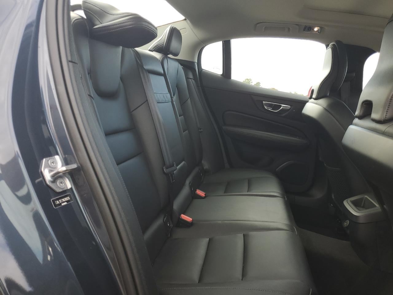 2022 Volvo S60 B5 Momentum VIN: 7JRL12FZ1NG189236 Lot: 85813325