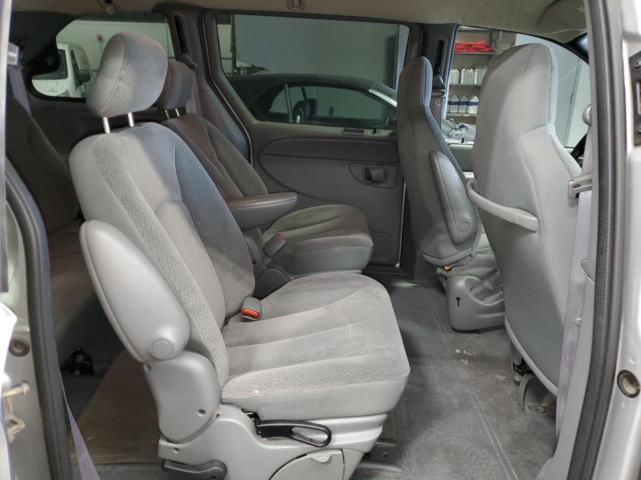 2005 Chrysler Town & Country VIN: 1C4GP45R55B102219 Lot: 84806215