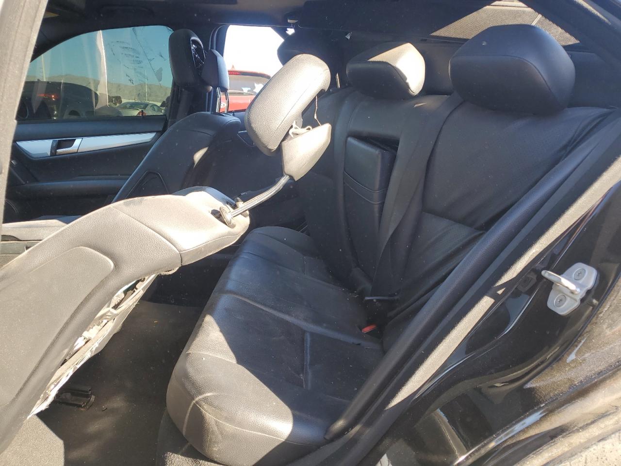 2013 Mercedes-Benz C 250 VIN: WDDGF4HBXDR275859 Lot: 89922865