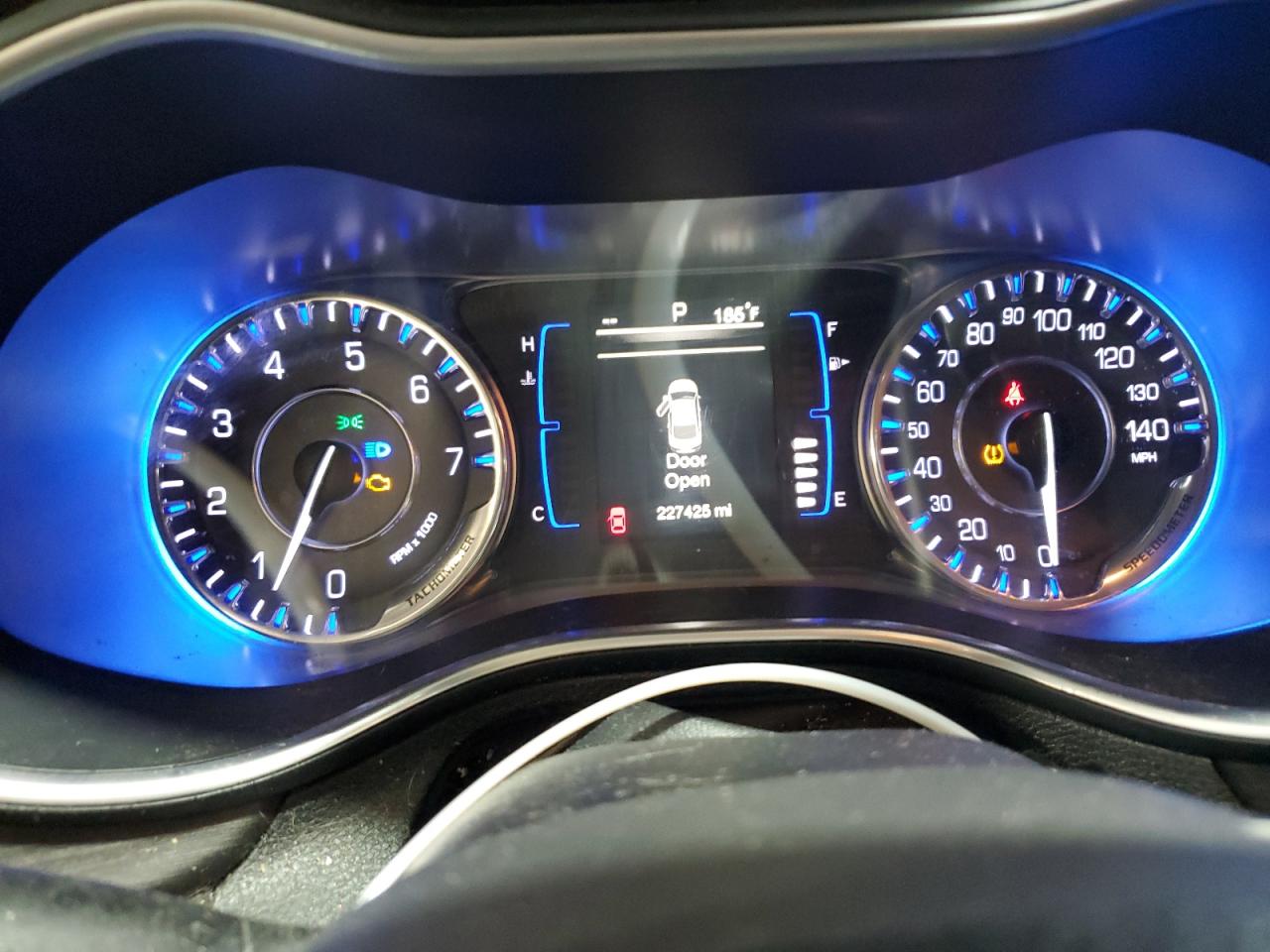 2016 Chrysler 200 Limited VIN: 1C3CCCAB1GN103127 Lot: 84378565