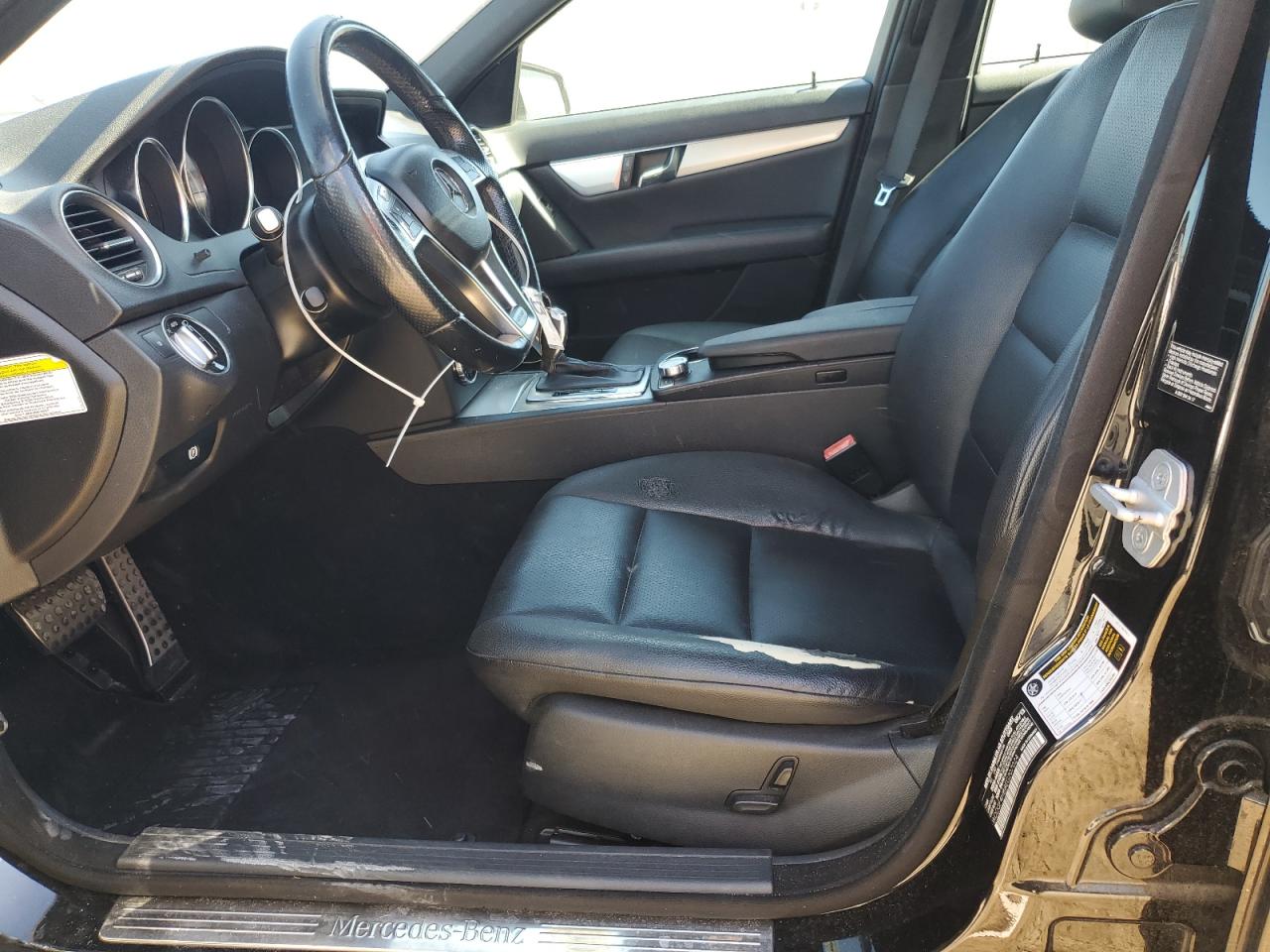 2014 Mercedes-Benz C 250 VIN: WDDGF4HB8EG207024 Lot: 81911545