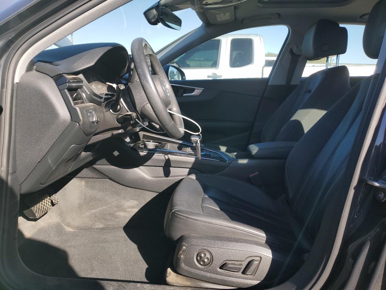 2021 Audi A4 Premium 40 VIN: WAUABAF45MA035564 Lot: 82213615