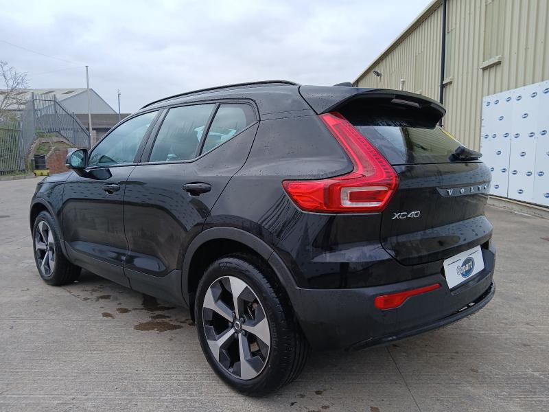 2025 VOLVO XC40 2.0 B4P PLUS DARK 5DR AUTO