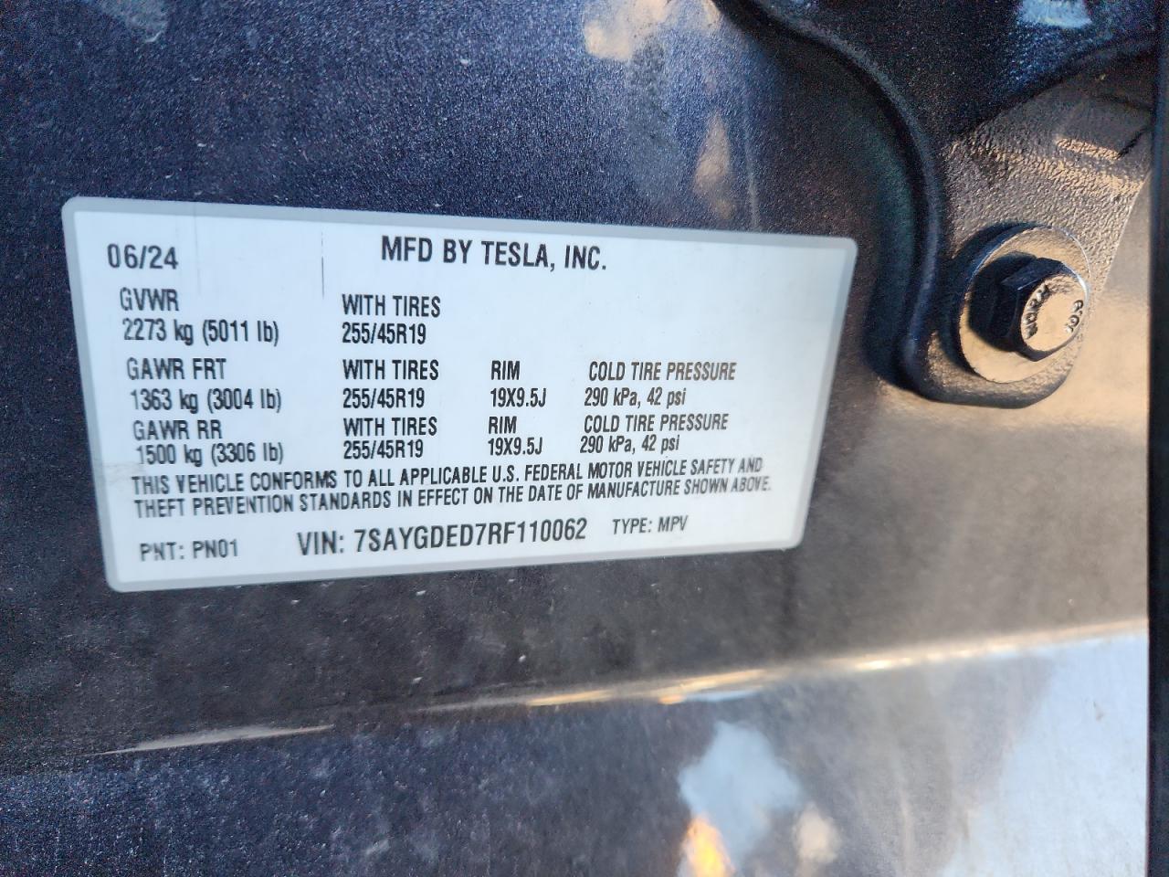 2024 Tesla Model Y VIN: 7SAYGDED7RF110062 Lot: 87404265