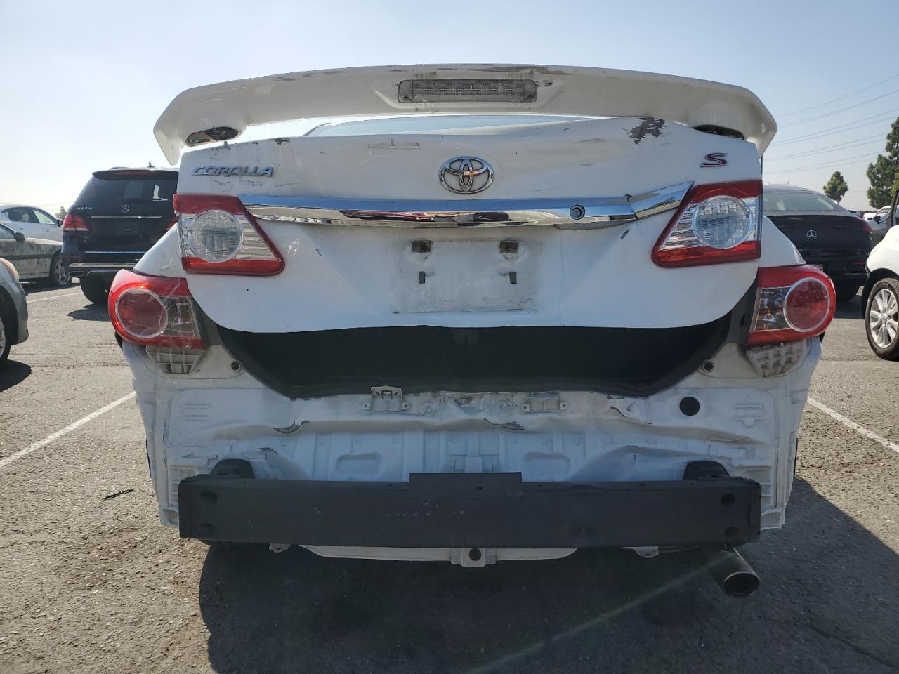 2013 Toyota Corolla Base VIN: 5YFBU4EE2DP180490 Lot: 85538095