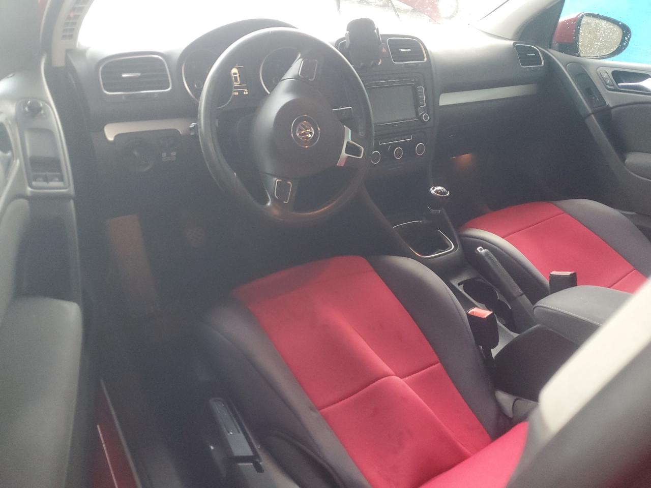 2011 Volkswagen Golf VIN: WVWMM7AJ6BW318453 Lot: 85940765