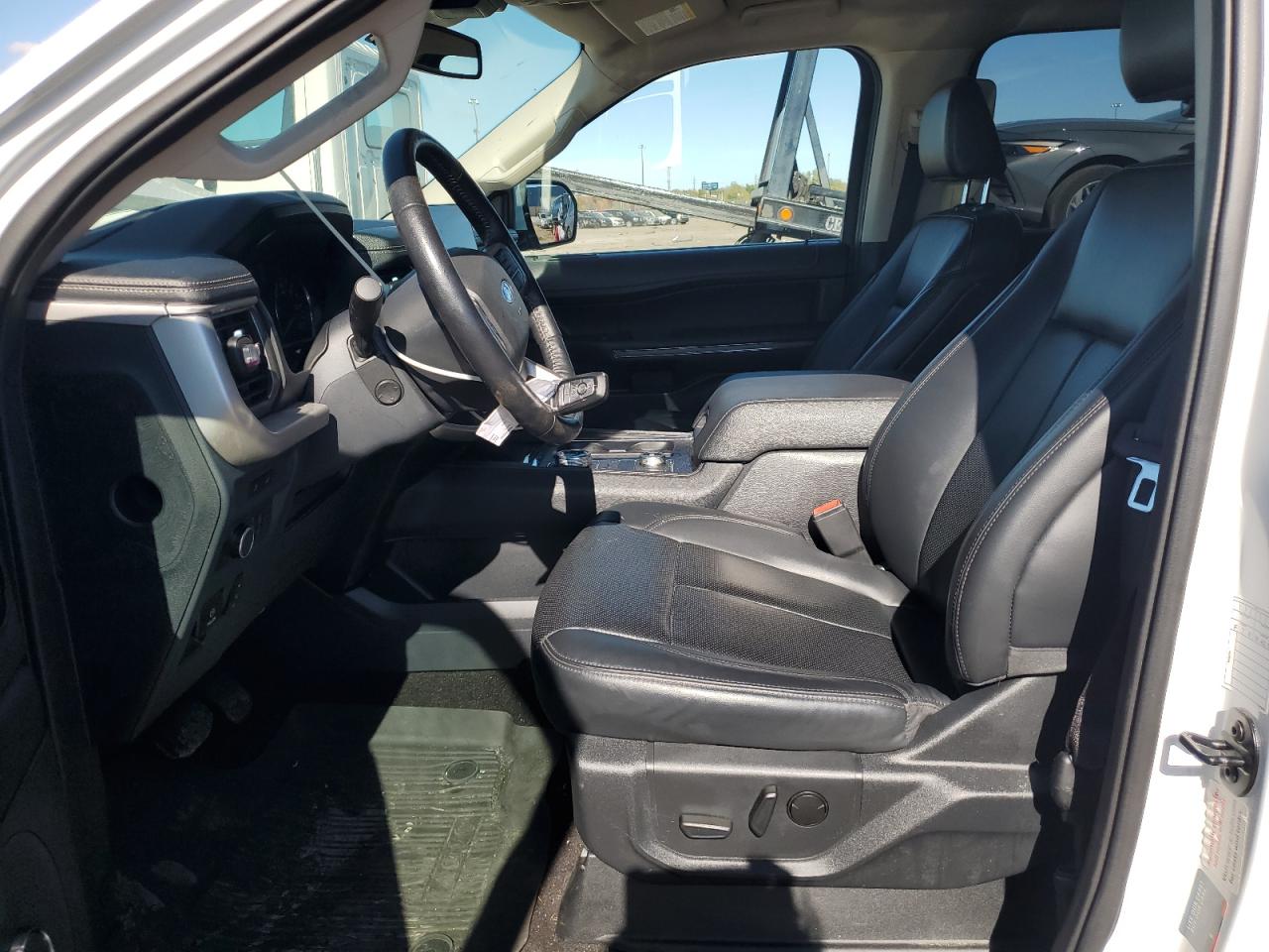 2022 Ford Expedition Xlt VIN: 1FMJU1JT5NEA67318 Lot: 81919345