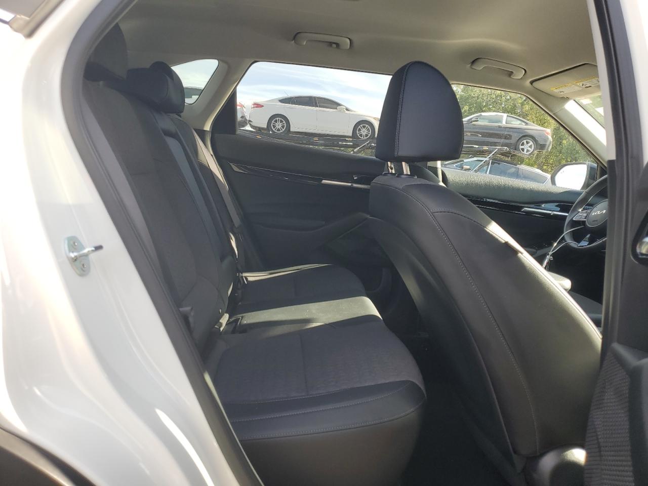 2024 Kia Seltos S VIN: KNDEUCAA3R7625421 Lot: 84716815