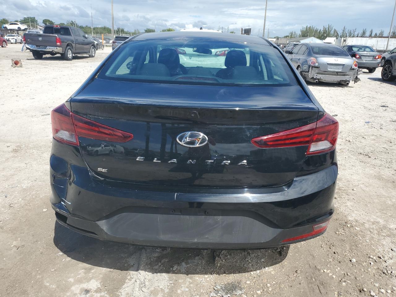 2019 Hyundai Elantra Se VIN: 5NPD74LF1KH495559 Lot: 84754995