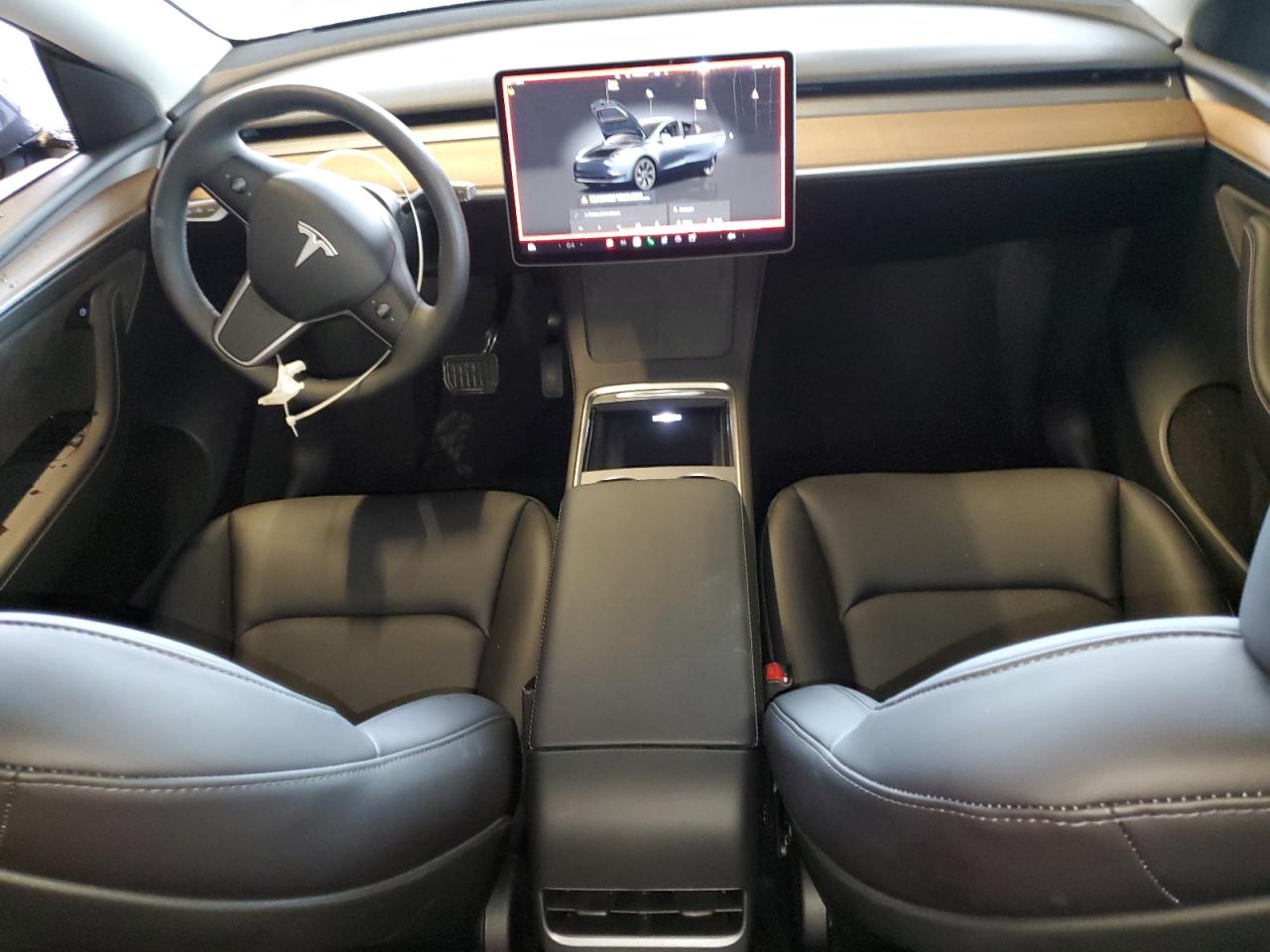 2025 Tesla Model Y VIN: 7SAYGDEE5SF285165 Lot: 84231255