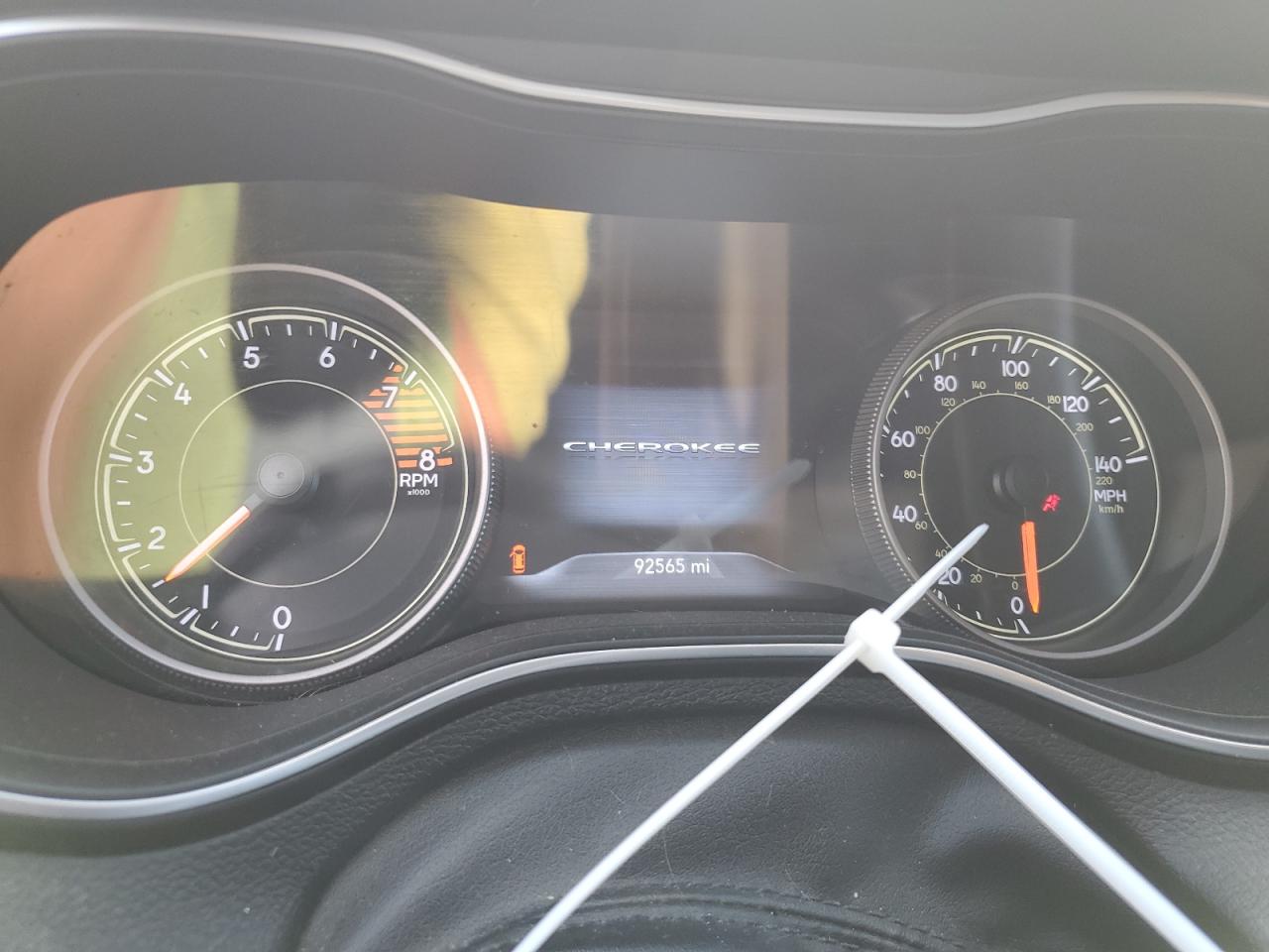 2019 Jeep Cherokee Limited VIN: 1C4PJMDX0KD268746 Lot: 82483965