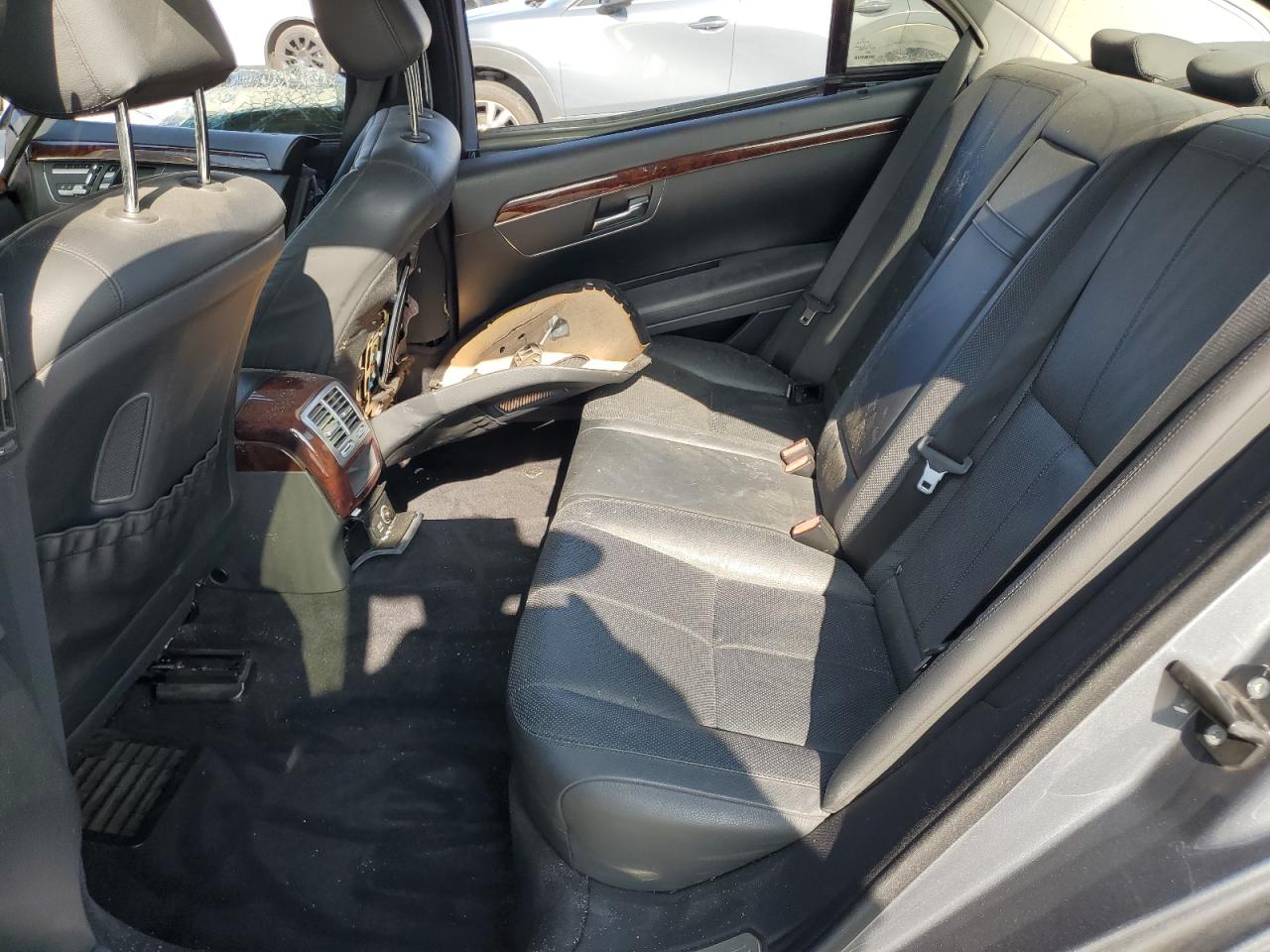 2007 Mercedes-Benz S 550 VIN: WDDNG71X07A061963 Lot: 85958225