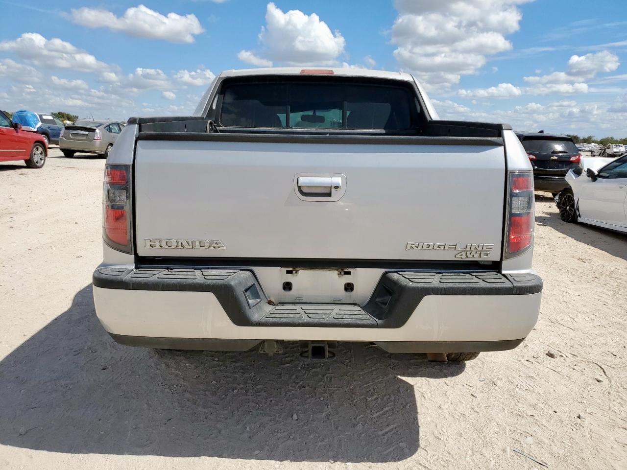 2013 Honda Ridgeline Rts VIN: 5FPYK1F45DB006646 Lot: 85364655