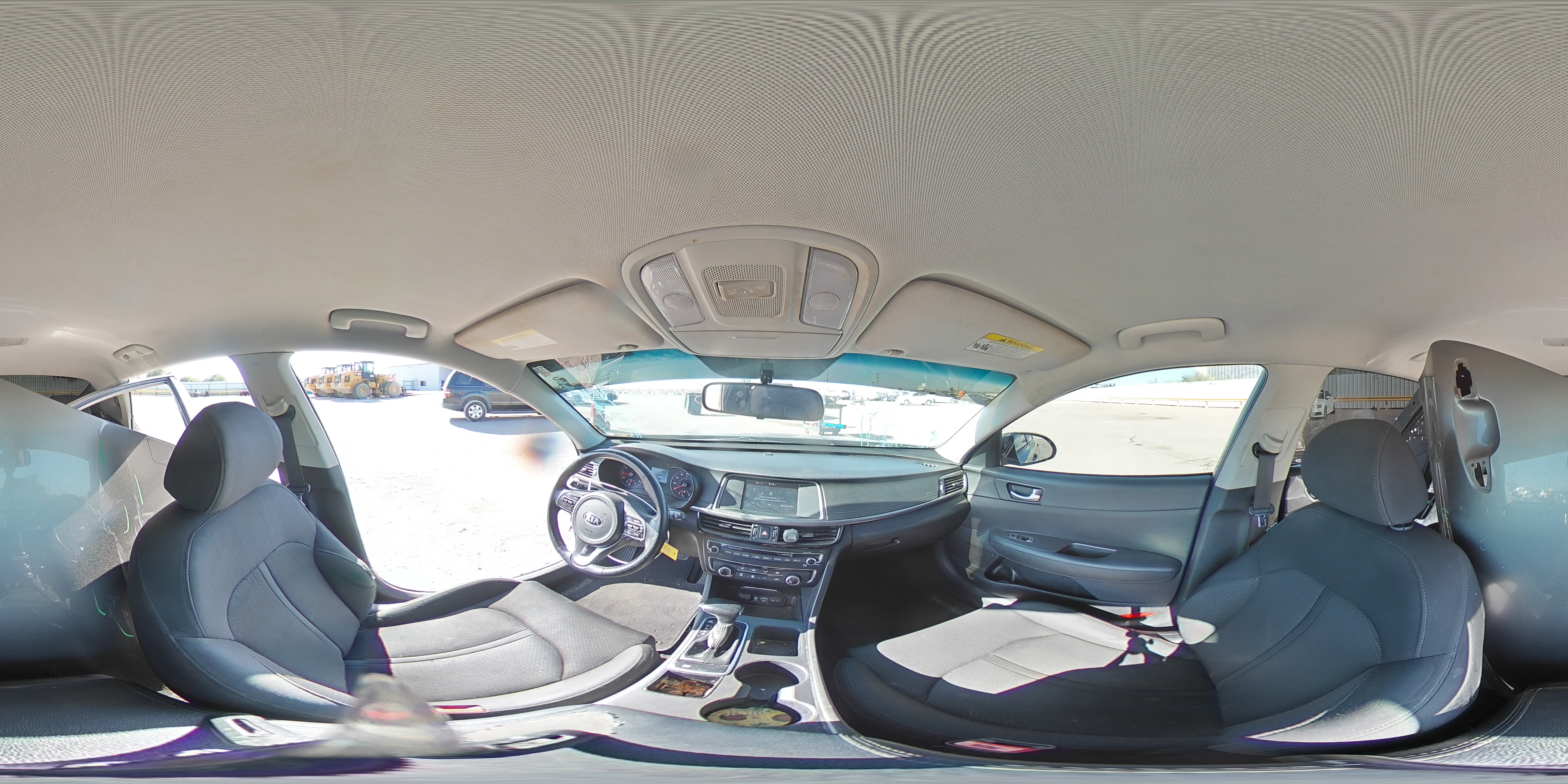 2018 Kia Optima Lx VIN: 5XXGT4L11JG208292 Lot: 84557485