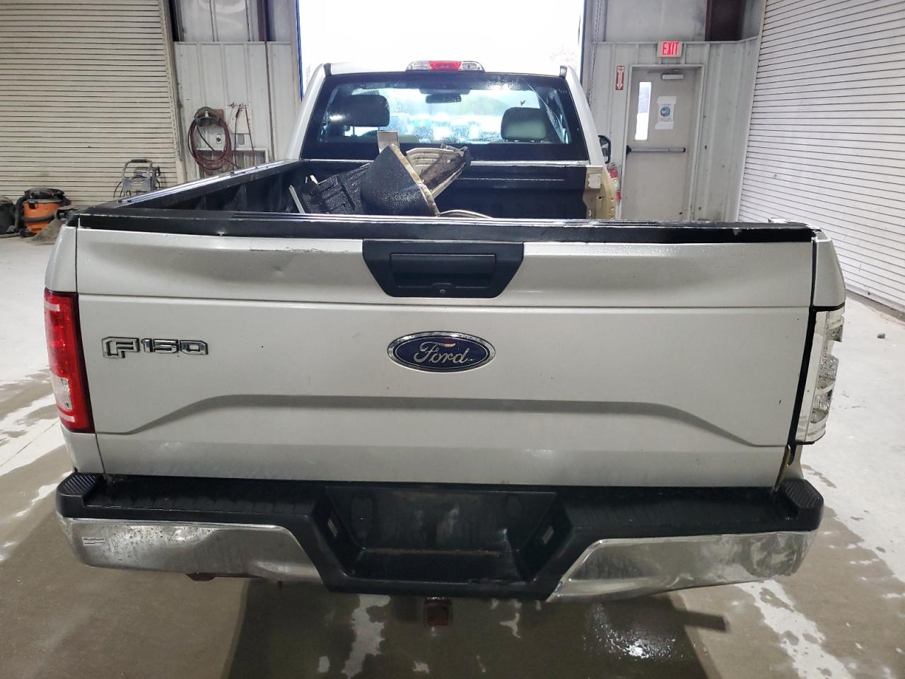 2017 Ford F150 VIN: 1FTMF1C85HKC40278 Lot: 90983645