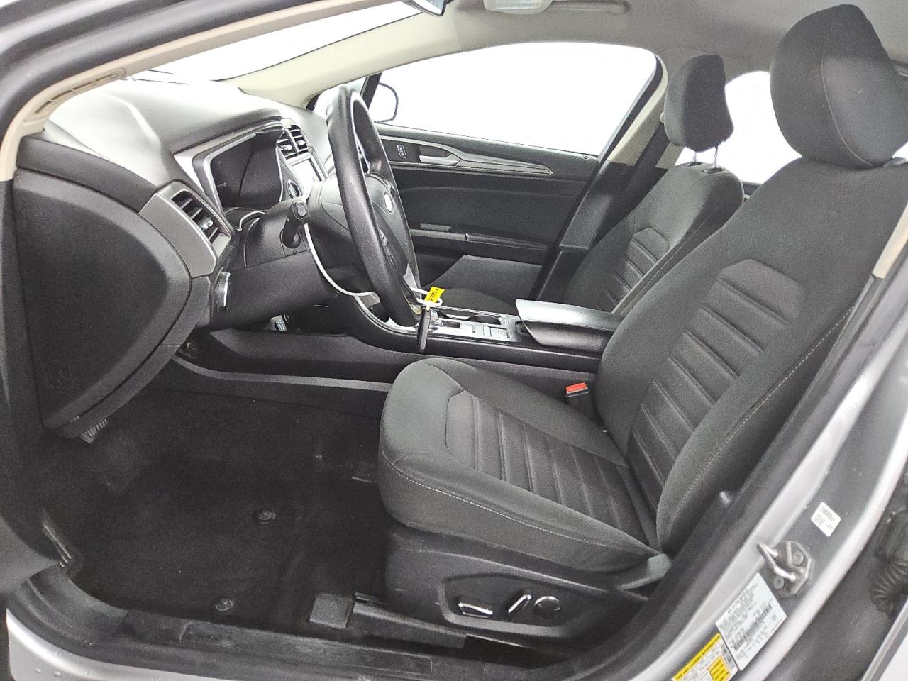 2020 Ford Fusion Se VIN: 3FA6P0HD9LR220776 Lot: 81471725