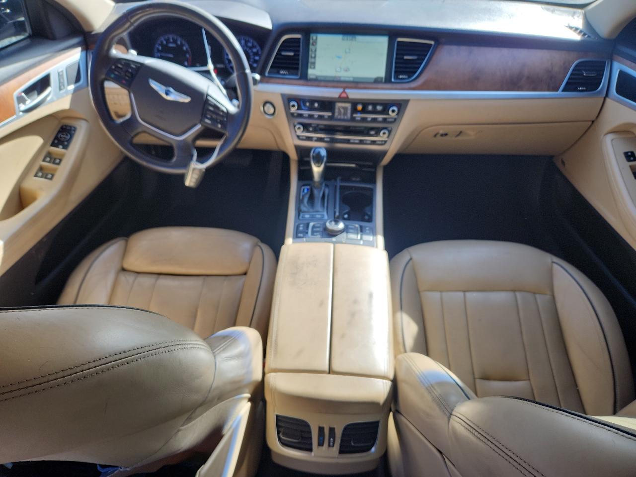 2015 Hyundai Genesis 3.8L VIN: KMHGN4JE0FU034843 Lot: 85859685