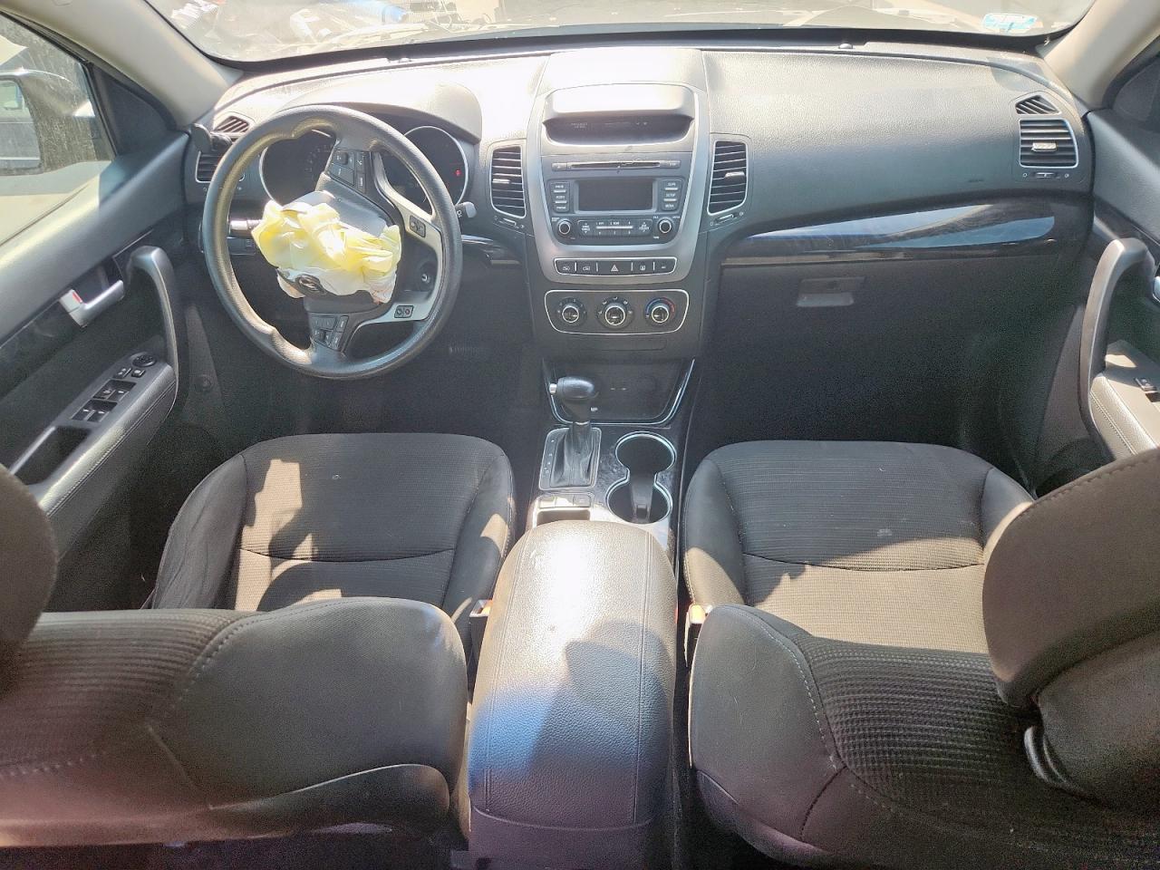 2015 Kia Sorento Lx VIN: 5XYKT3A6XFG643740 Lot: 82007575