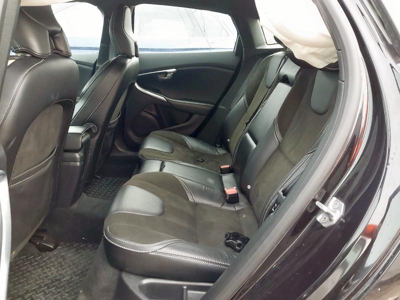 2018 VOLVO V40 D2 [120] R DESIGN NAV PLUS 5DR