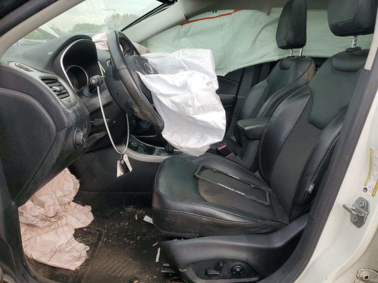 2018 Jeep Compass Latitude VIN: 3C4NJDBB1JT143374 Lot: 87409425