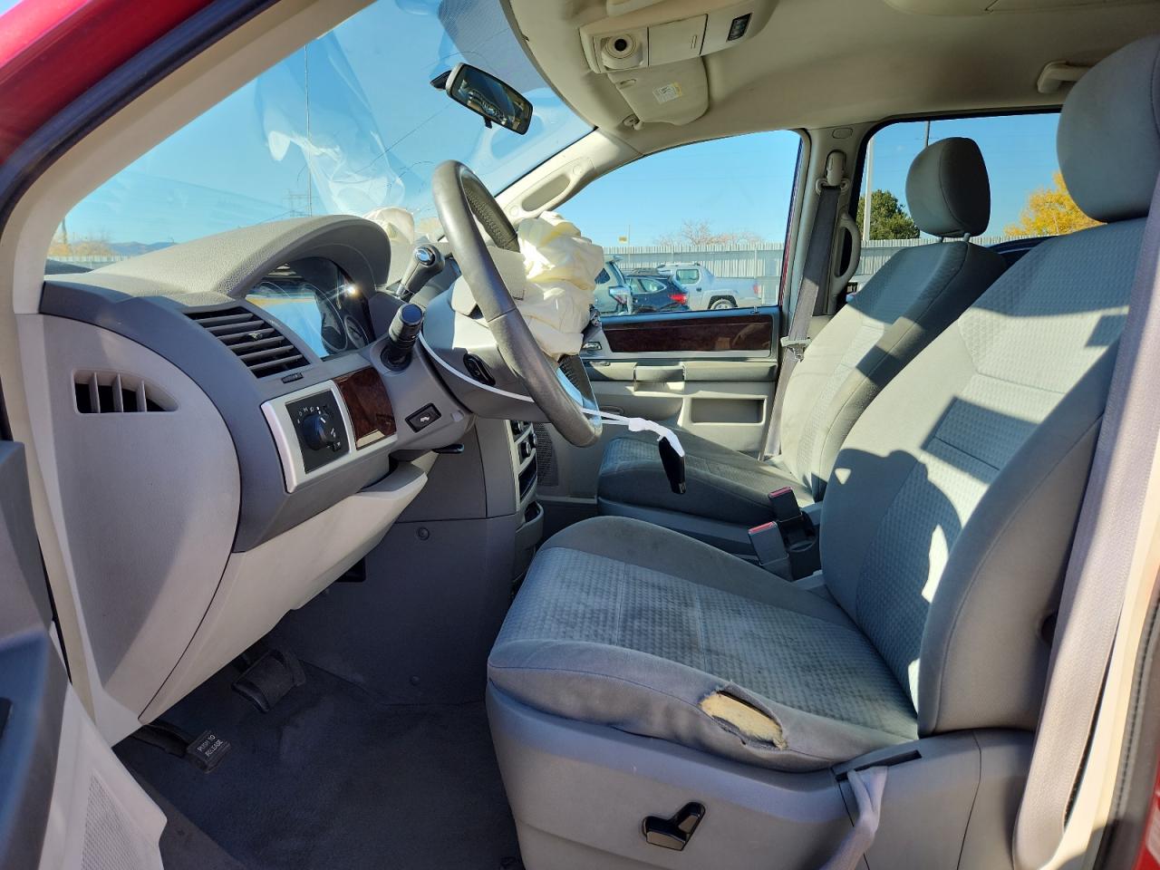 2010 Chrysler Town & Country Touring VIN: 2A4RR5D10AR232595 Lot: 90522955