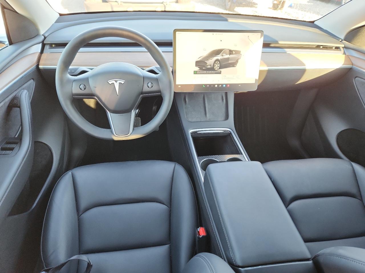 2023 Tesla Model Y VIN: 7SAYGDEE1PF921233 Lot: 85536755