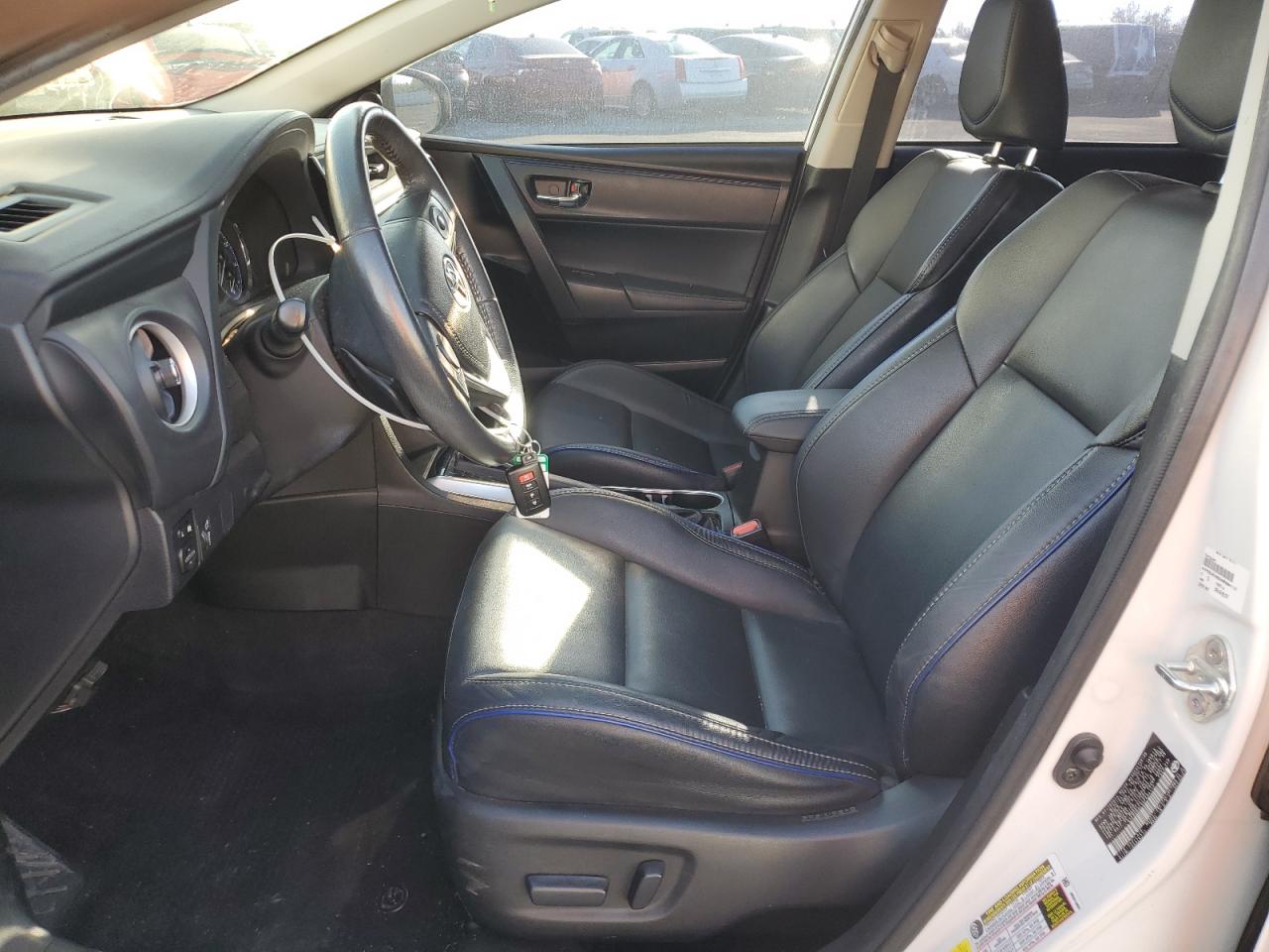 2017 Toyota Corolla L VIN: 5YFBURHE0HP694112 Lot: 90848985