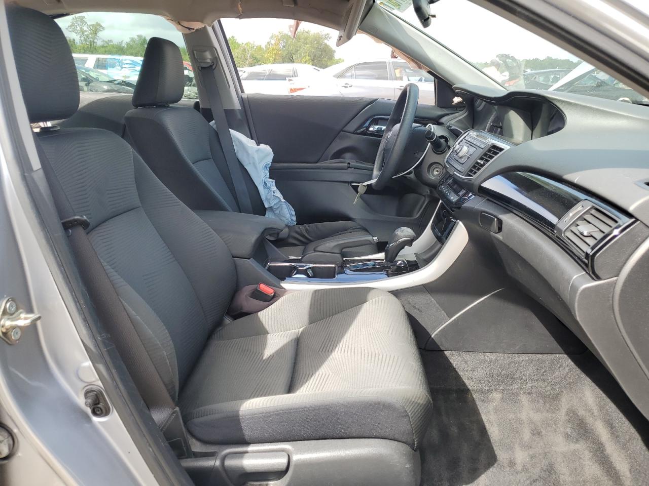 2017 Honda Accord Lx VIN: 1HGCR2F30HA105824 Lot: 85493715