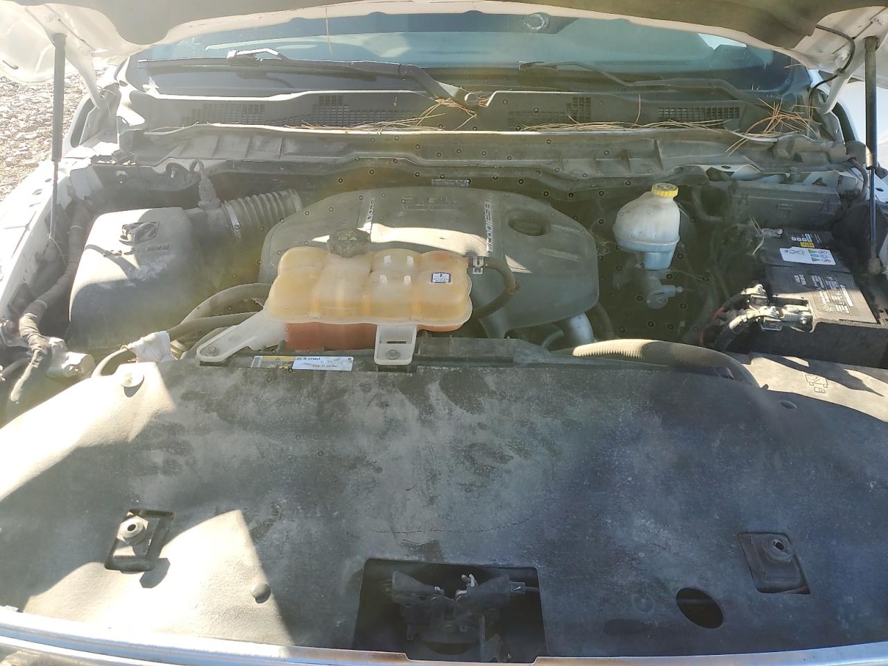 2015 Ram 1500 St VIN: 1C6RR7KMXFS585177 Lot: 89642395