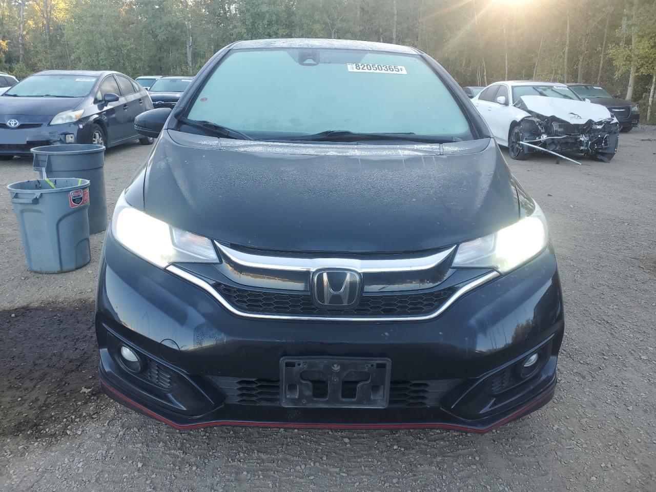 2018 Honda Fit Sport VIN: 3HGGK5H67JM100787 Lot: 82050365