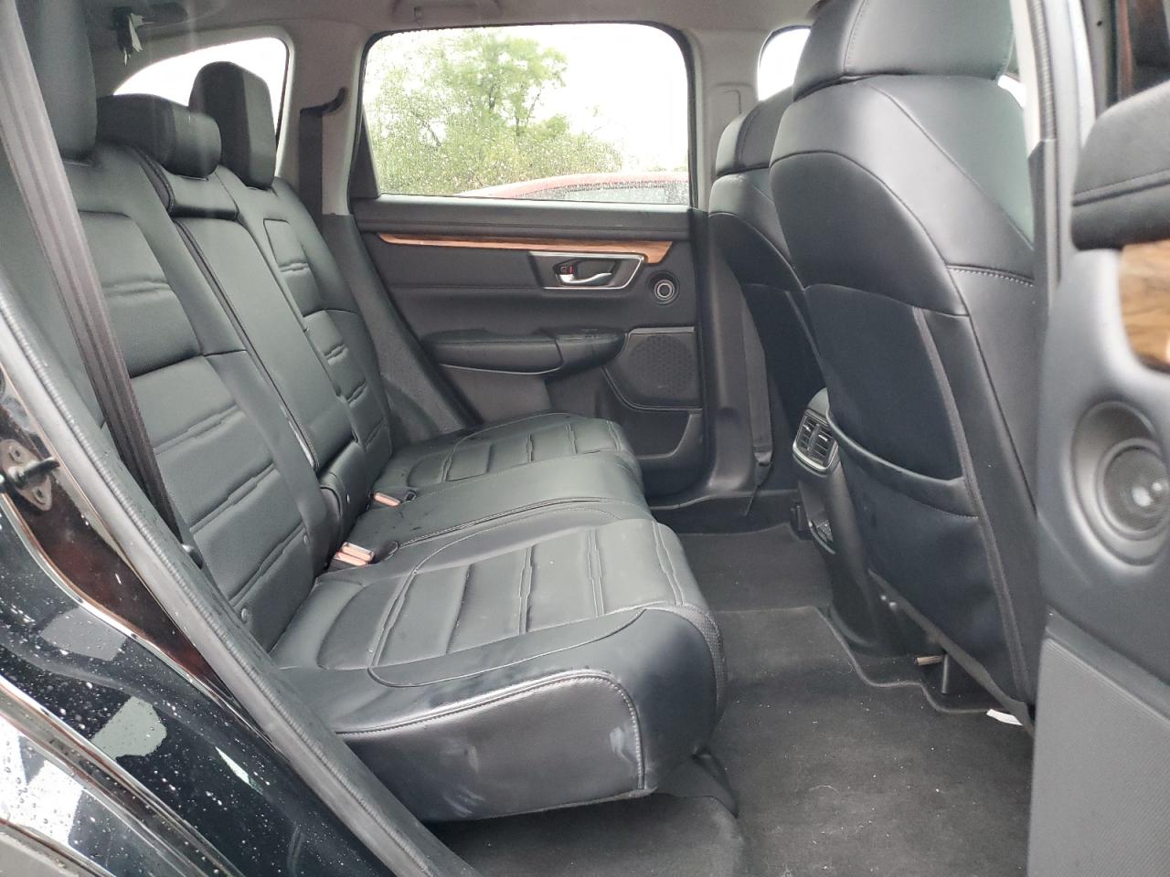 2018 Honda Cr-V Touring VIN: 7FARW2H96JE011127 Lot: 82259485