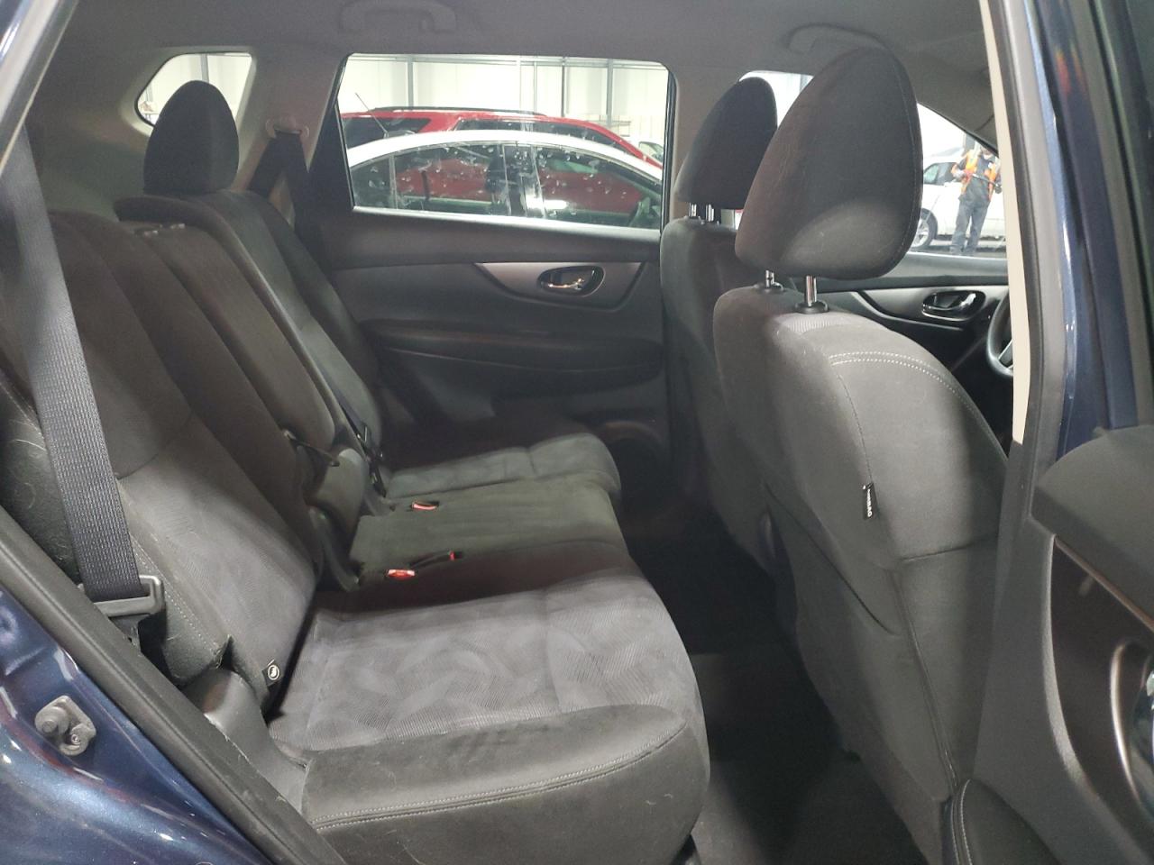 2015 Nissan Rogue S VIN: KNMAT2MT7FP552705 Lot: 85597975