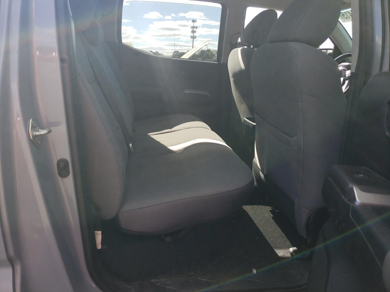 2019 Toyota Tacoma Double Cab VIN: 3TMCZ5AN7KM285564 Lot: 85586415