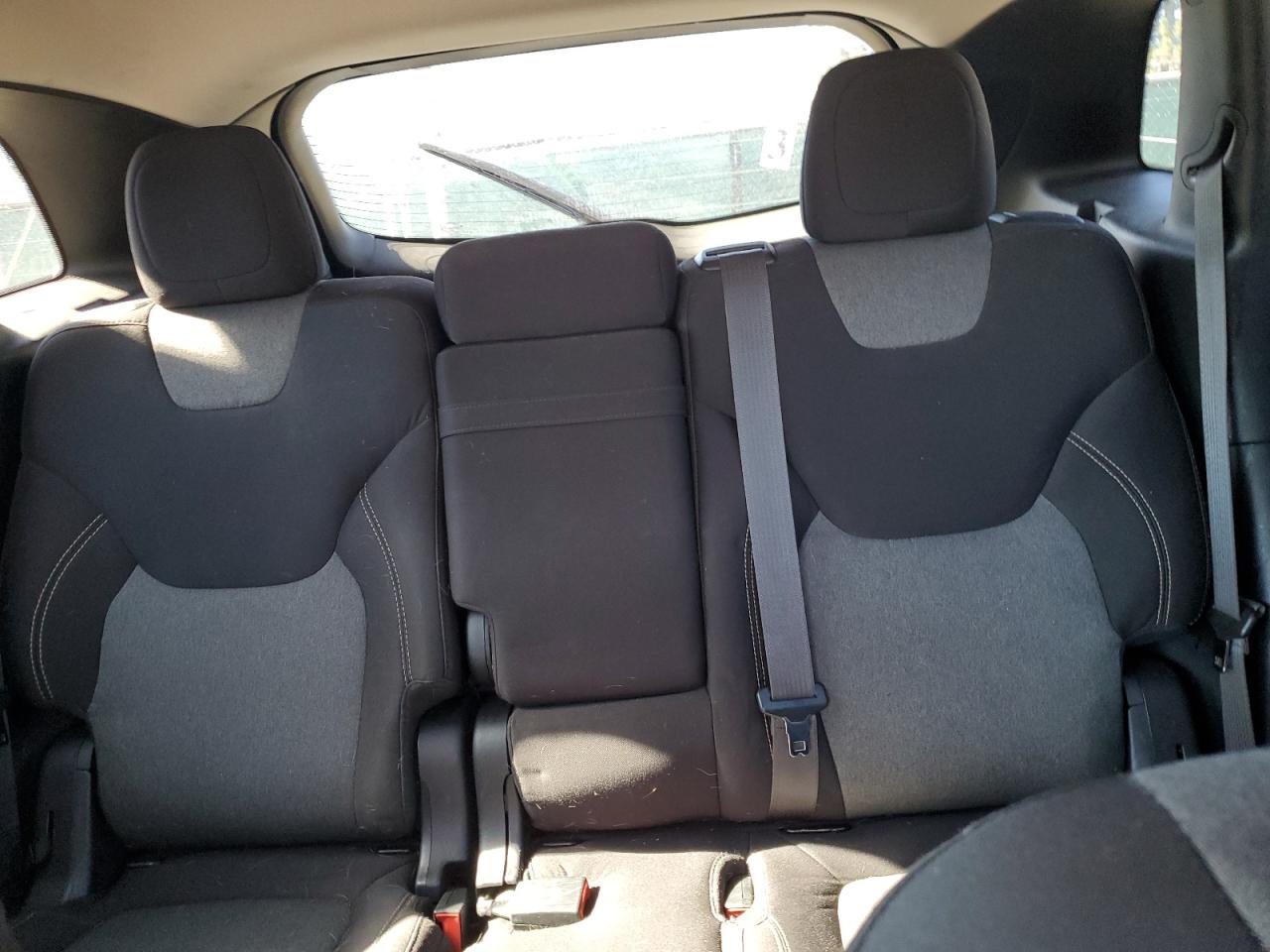 2015 Jeep Cherokee Sport VIN: 1C4PJLAB4FW660495 Lot: 87248325