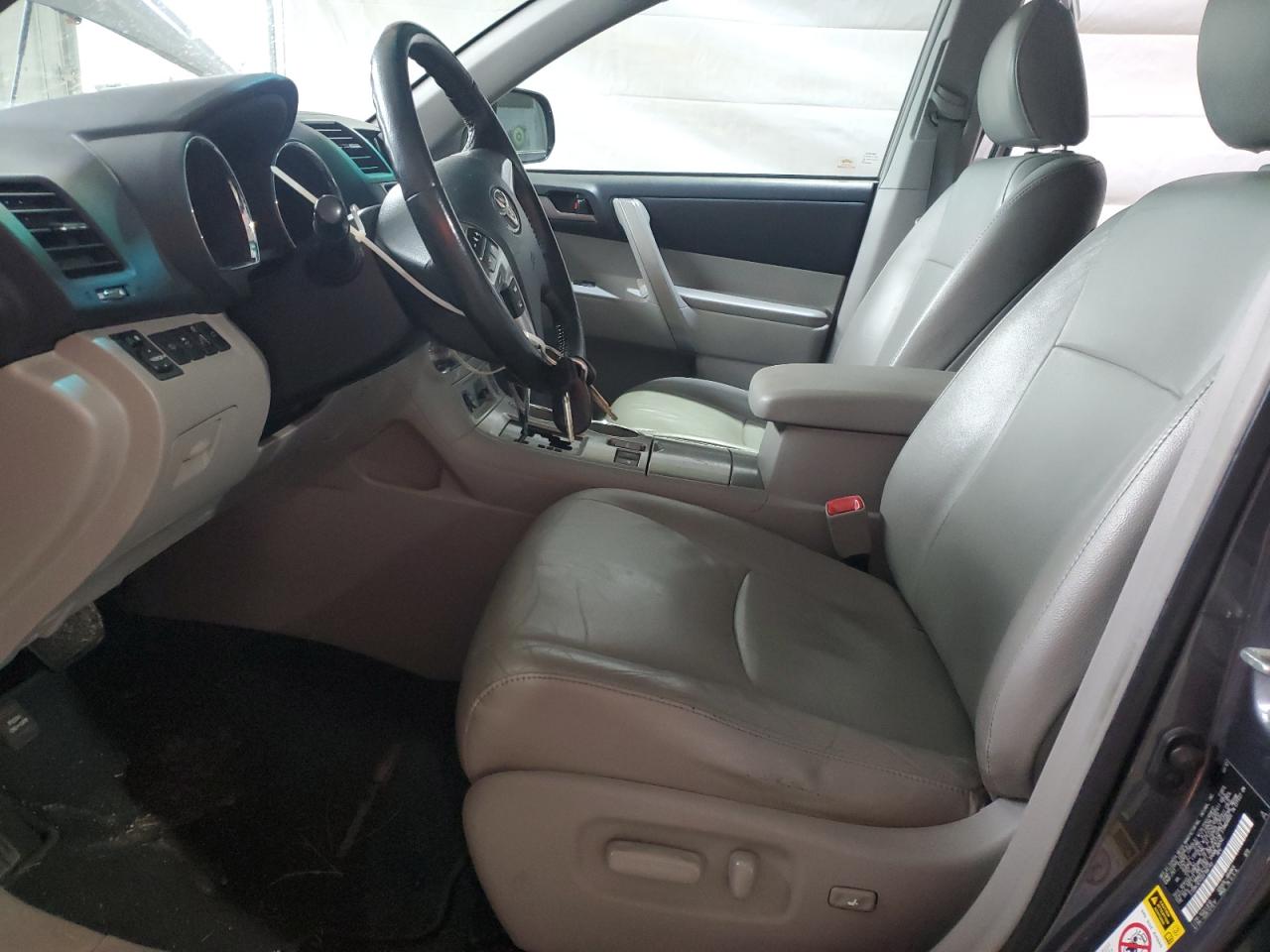 2013 Toyota Highlander Base VIN: 5TDBK3EH3DS186140 Lot: 85667625