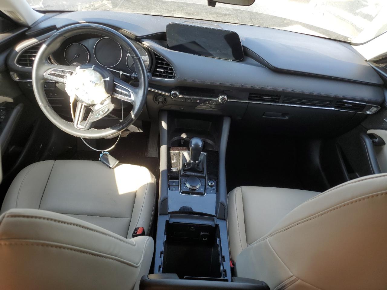 2020 Mazda 3 Preferred VIN: 3MZBPADLXLM127531 Lot: 82204995