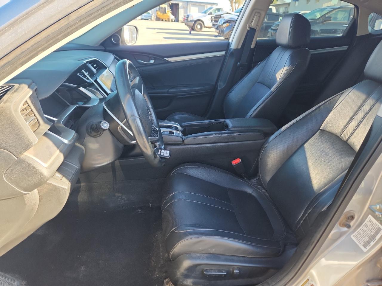 2017 Honda Civic Exl VIN: 19XFC1F71HE006596 Lot: 83799285