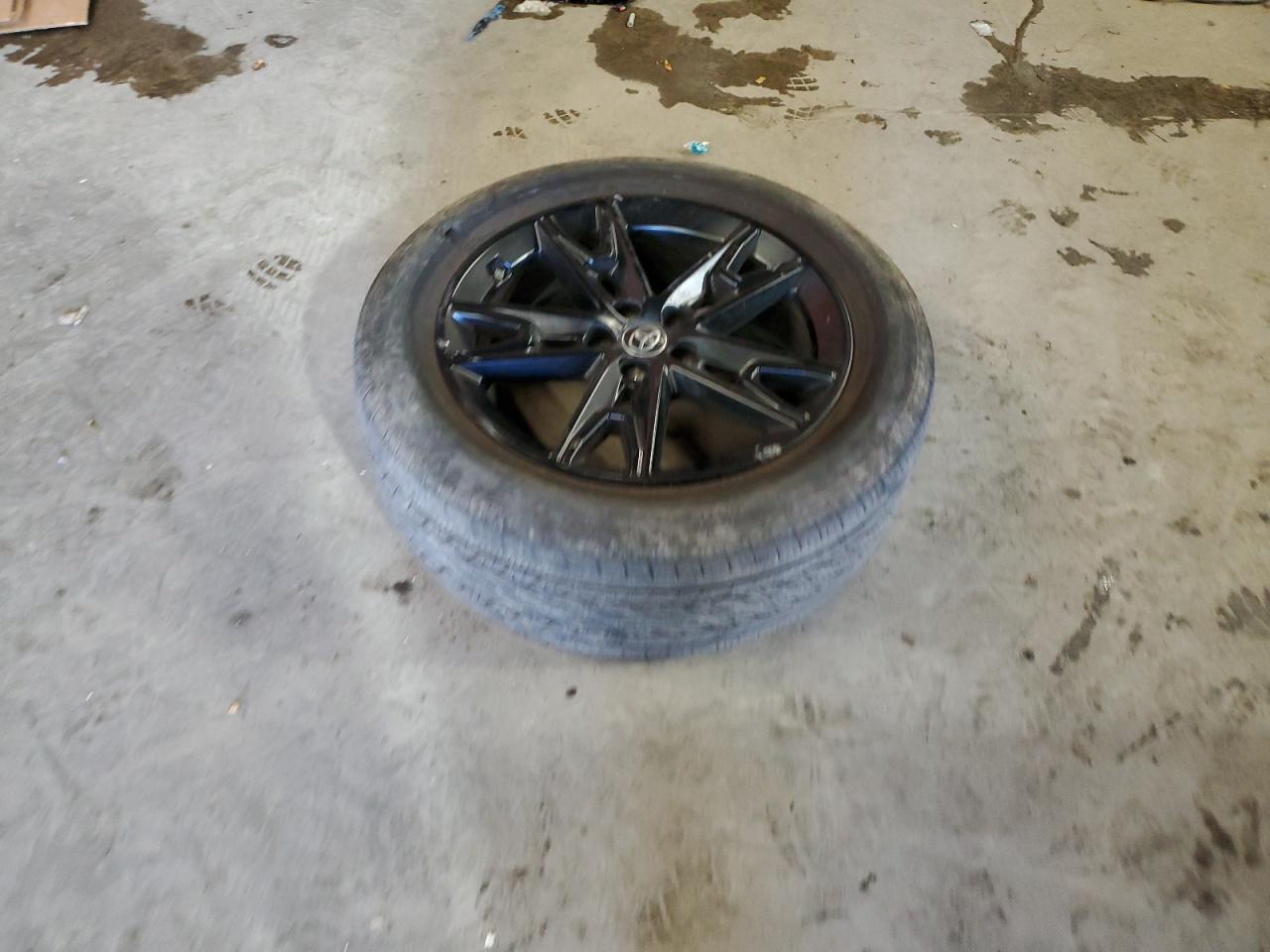 2024 Toyota Grand Highlander Xle VIN: 5TDAAAA57RS018068 Lot: 85560905