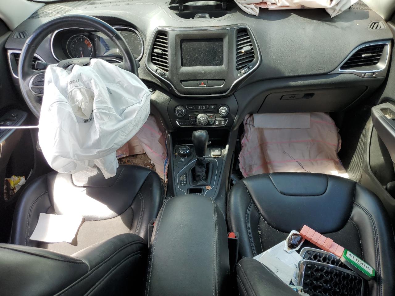 2019 Jeep Cherokee Latitude Plus VIN: 1C4PJMLN7KD157613 Lot: 81943995