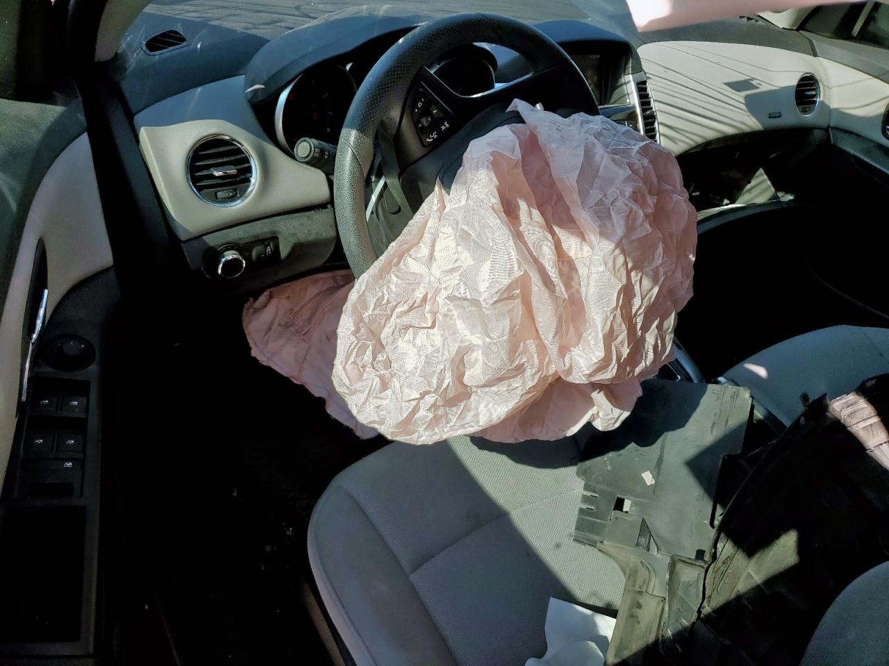 2016 Chevrolet Cruze Limited Lt VIN: 1G1PE5SB0G7172969 Lot: 82187655