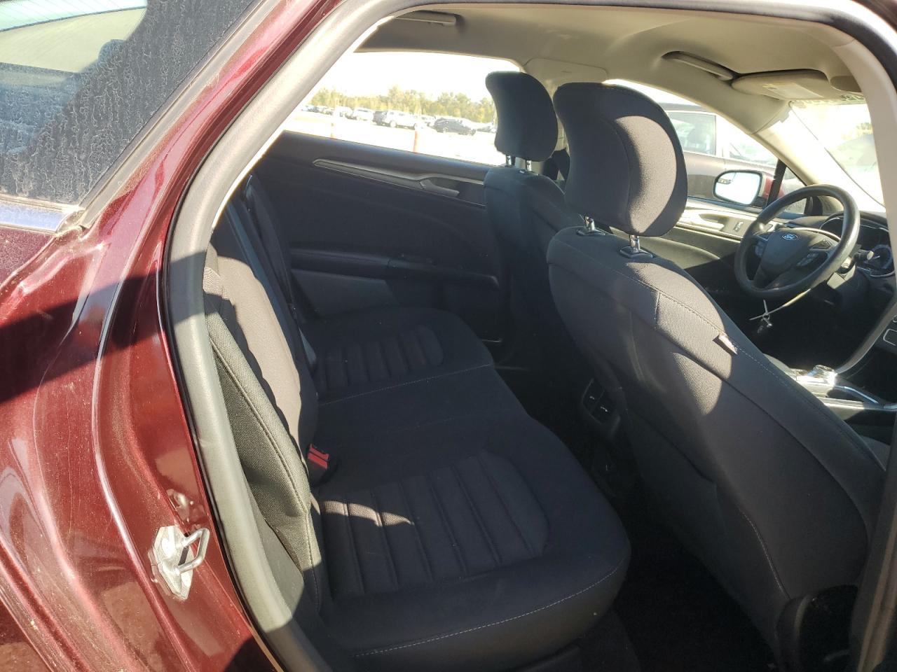 2017 Ford Fusion Se VIN: 3FA6P0HDXHR413476 Lot: 82308505