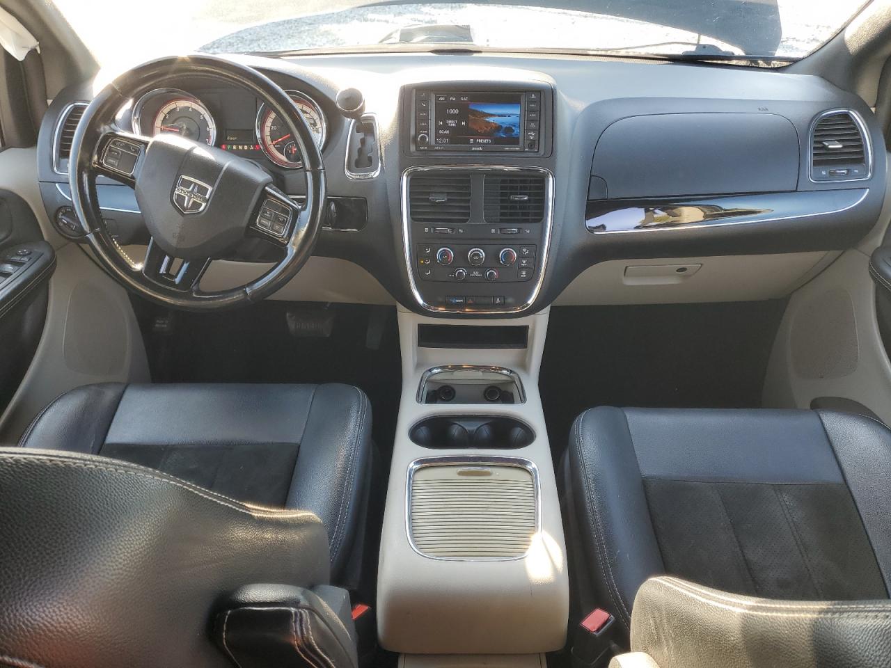 2018 Dodge Grand Caravan Sxt VIN: 2C4RDGCG5JR343455 Lot: 82384665