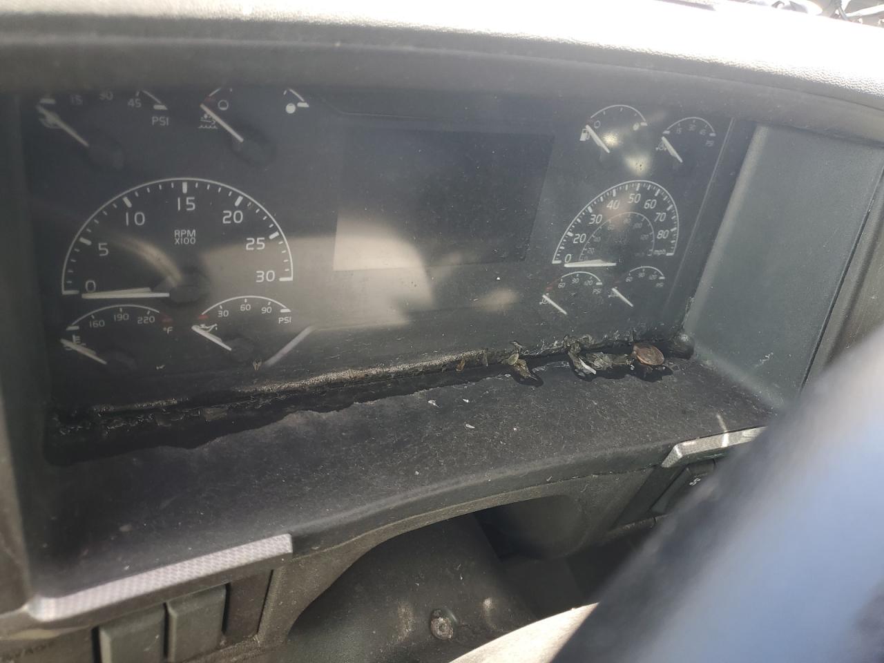 2019 Volvo Vnl Semi Truck VIN: 4V4NC9EH9KN201342 Lot: 84908445