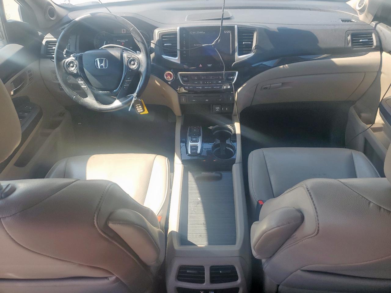 2018 Honda Pilot Touring VIN: 5FNYF5H98JB003510 Lot: 84919825