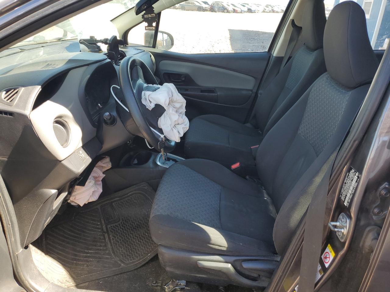 2015 Toyota Yaris VIN: VNKKTUD32FA033944 Lot: 85758385