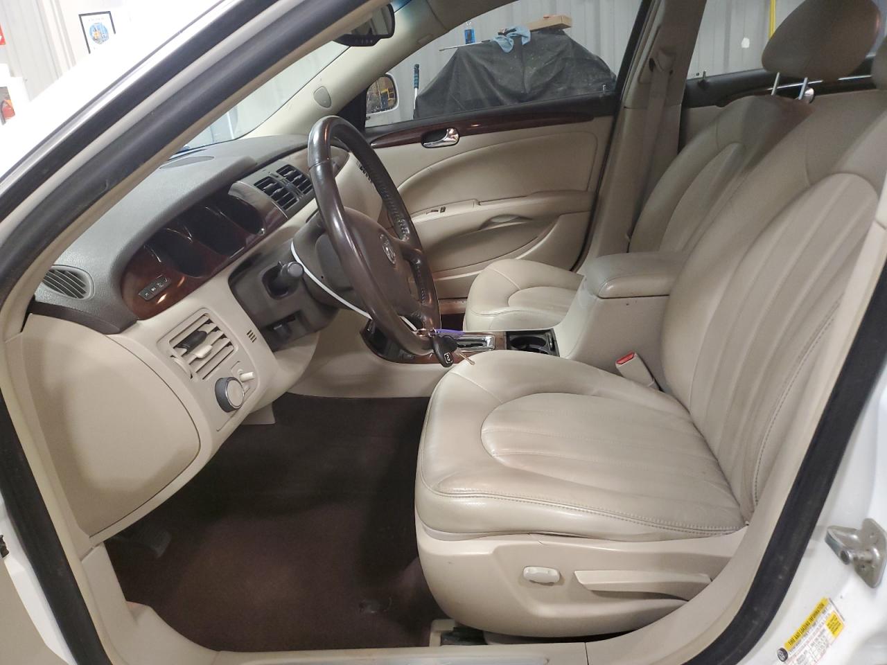 2008 Buick Lucerne Cxl VIN: 1G4HD57268U136693 Lot: 84833575