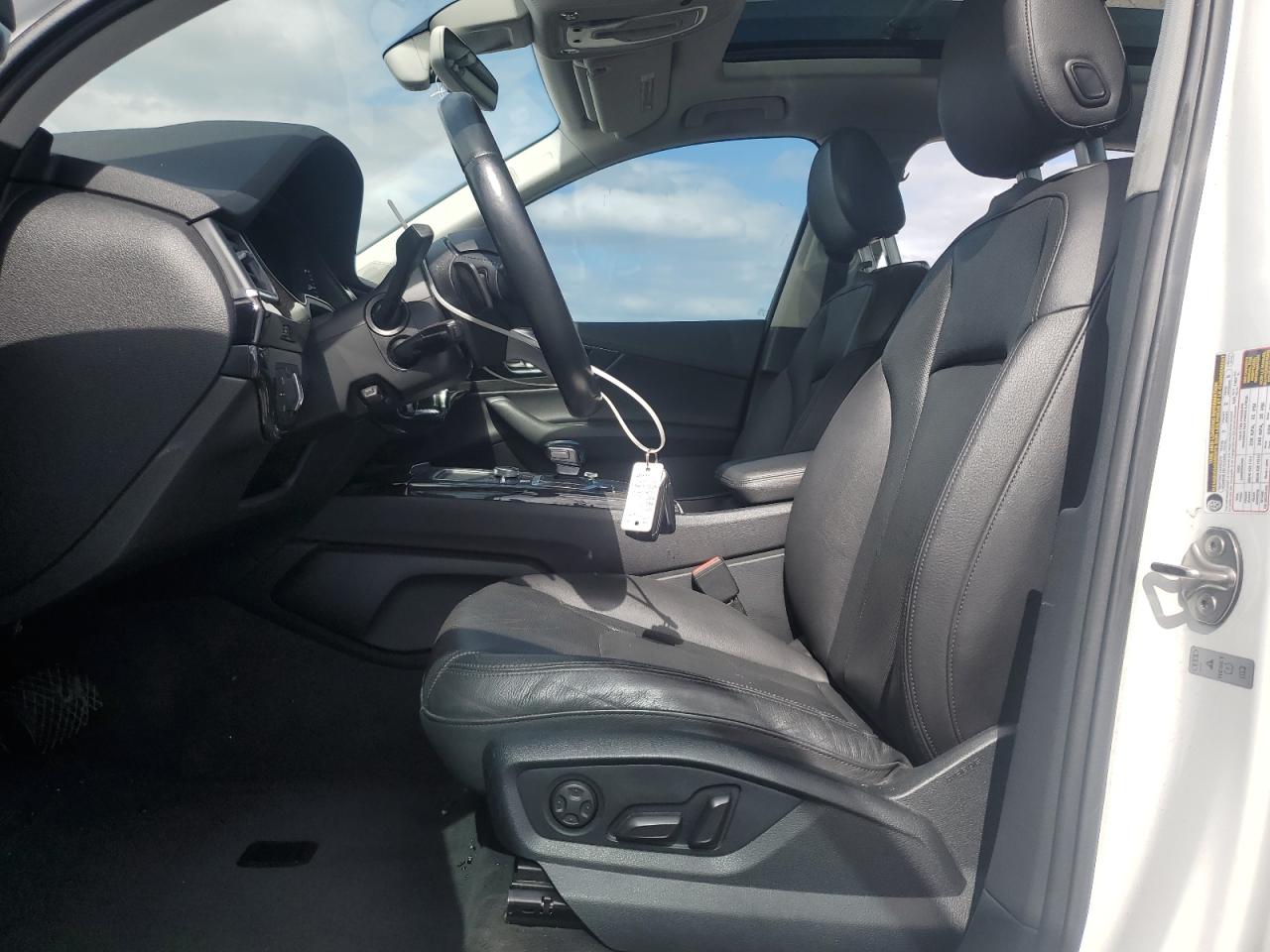 2017 Audi Q7 Premium Plus VIN: WA1LAAF76HD001687 Lot: 84954185