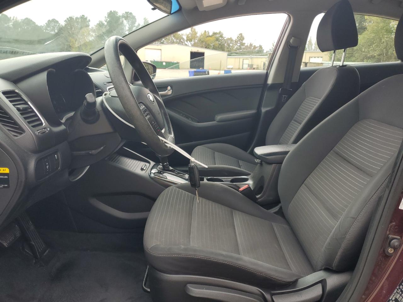 2017 Kia Forte Lx VIN: 3KPFL4A77HE071977 Lot: 70813075