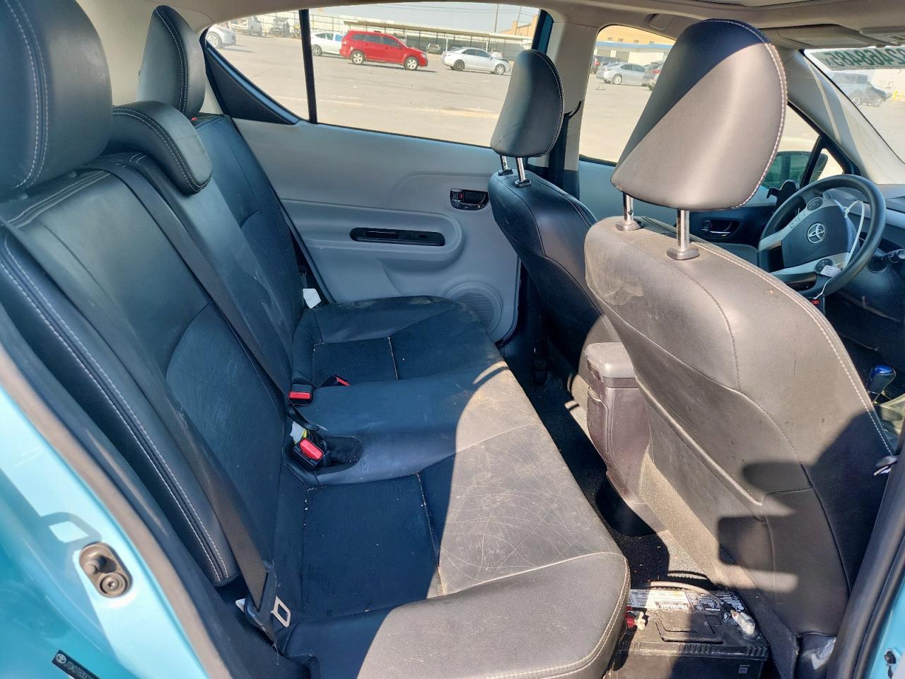 2012 Toyota Prius C VIN: JTDKDTB30C1012041 Lot: 82468485